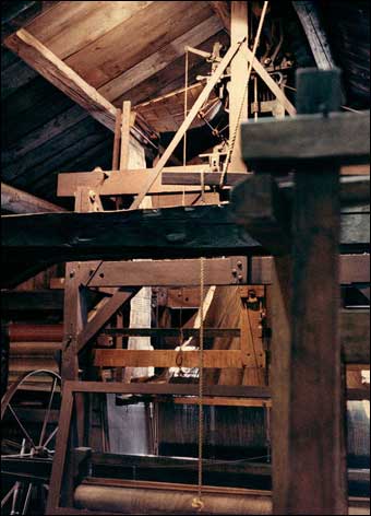 Jacquard Loom - 1890 Jacquard loom at Shelburne Museum