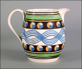 Mochaware - Mocha pitcher, 19th century with cat's eye and navy blue decorations, 6 3/4