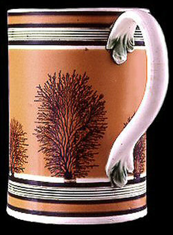 Mochaware - Creamware pint mug, dipped and banded, with mocha decoration and green-glazed reeding or rilling, ca. 1800, 5