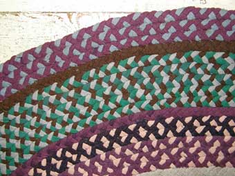 Colonial Sense: How-To Guides: Crafts: Braided Rugs